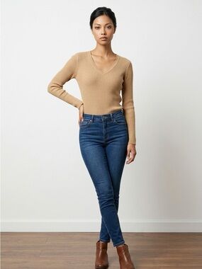 Ribbed V-Neck Long Sleeve Top in Camel